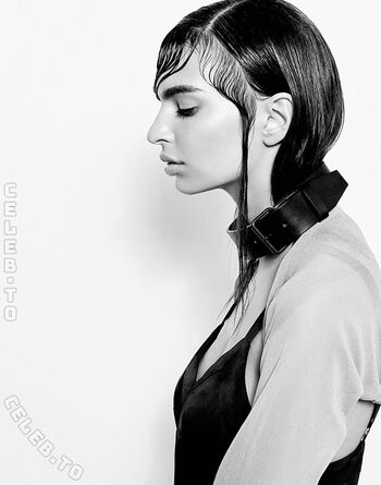 Emily ratajkowski  page leaked private photo uncensored HD quality