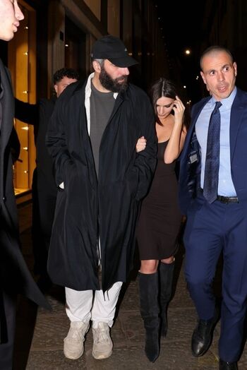 Emily ratajkowski  page leaked private photo uncensored HD quality