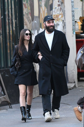 Emily ratajkowski  page leaked private photo uncensored HD quality