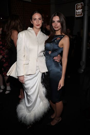 Emily ratajkowski  page leaked private photo uncensored HD quality