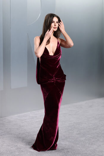 Emily ratajkowski  page leaked private photo uncensored HD quality