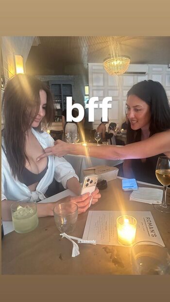 Emily ratajkowski leaked private photo uncensored HD quality