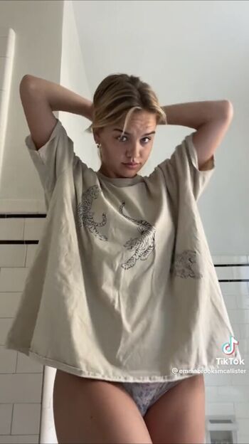 Emma brooks page leaked private photo uncensored HD quality