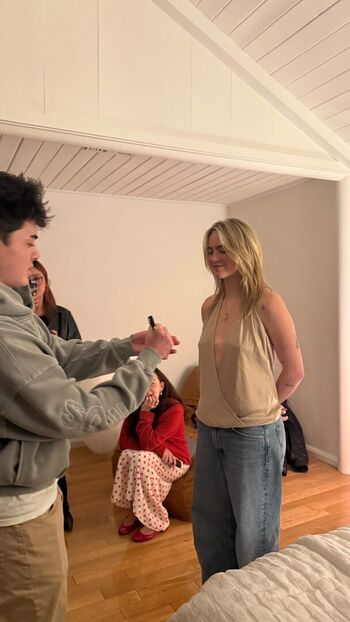 Emma brooks page leaked private photo uncensored HD quality