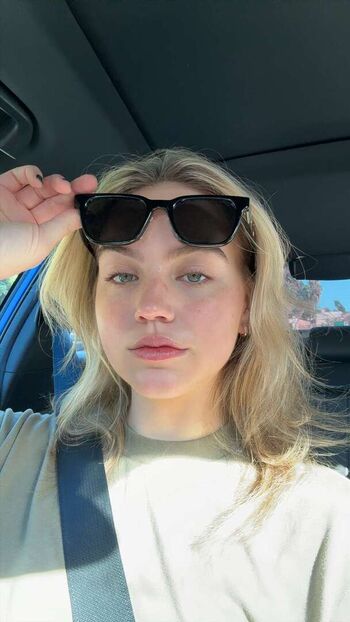 Emma brooks page leaked private photo uncensored HD quality