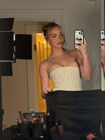 Emma brooks page leaked private photo uncensored HD quality