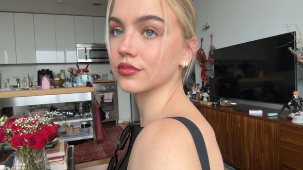 Emma brooks page leaked private photo uncensored HD quality