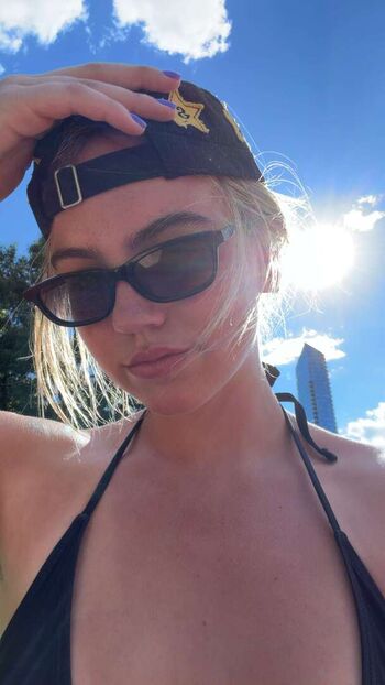 Emma brooks page leaked private photo uncensored HD quality