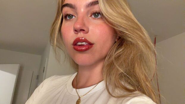 Emma brooks page leaked private photo uncensored HD quality