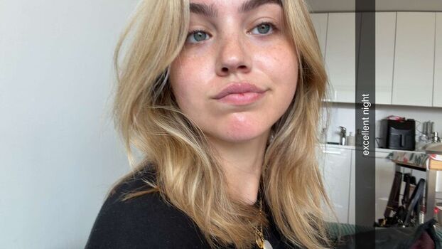Emma brooks page leaked private photo uncensored HD quality