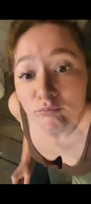 Emma kenney  page leaked private photo uncensored HD quality