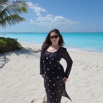 Emma kenney  page leaked private photo uncensored HD quality