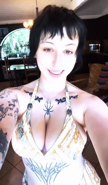 Empyreee leaked private photo uncensored HD quality