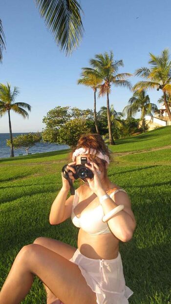 Ester dobrik page leaked private photo uncensored HD quality