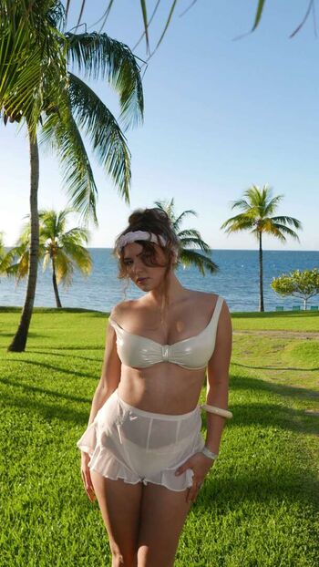 Ester dobrik page leaked private photo uncensored HD quality