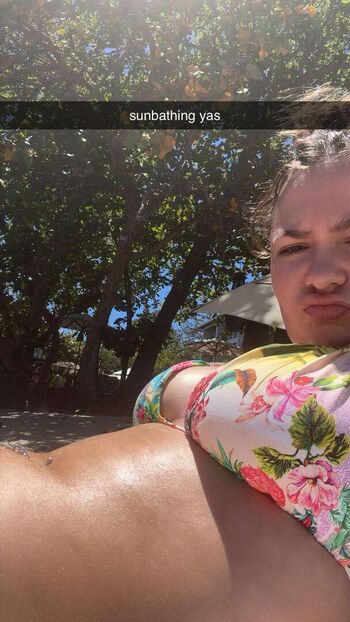 Ester dobrik page leaked private photo uncensored HD quality