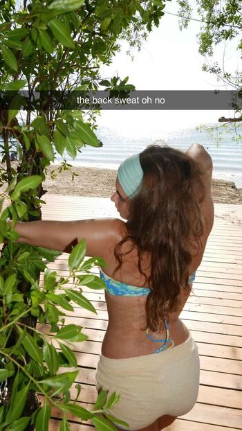 Ester dobrik page leaked private photo uncensored HD quality