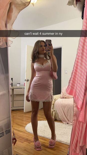 Ester dobrik page leaked private photo uncensored HD quality