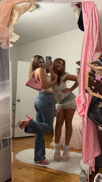 Ester dobrik page leaked private photo uncensored HD quality