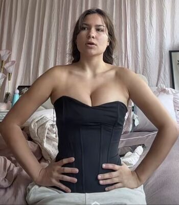 Ester dobrik page leaked private photo uncensored HD quality