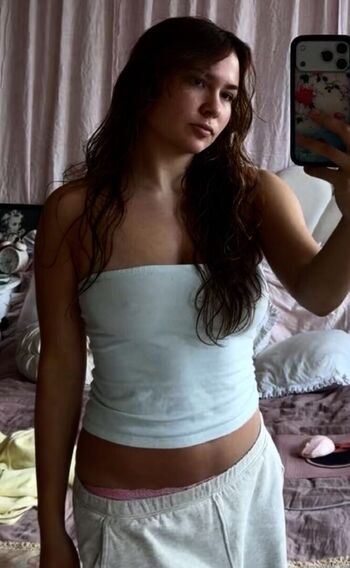 Ester dobrik leaked private photo uncensored HD quality