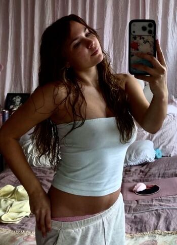 Ester dobrik leaked private photo uncensored HD quality