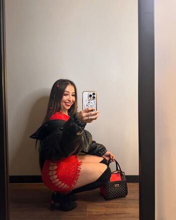Everythingveronica page leaked private photo uncensored HD quality