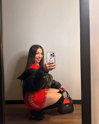 Everythingveronica page leaked private photo uncensored HD quality