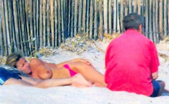 Femmes journalistes page leaked private photo uncensored HD quality