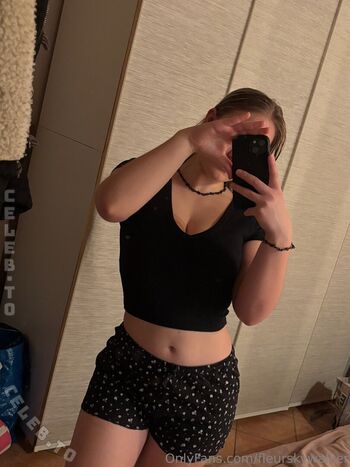 Fleurskywalker leaked private photo uncensored HD quality