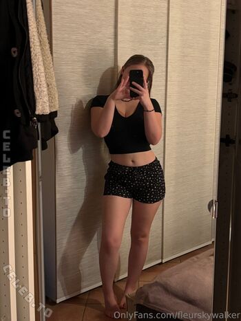 Fleurskywalker leaked private photo uncensored HD quality
