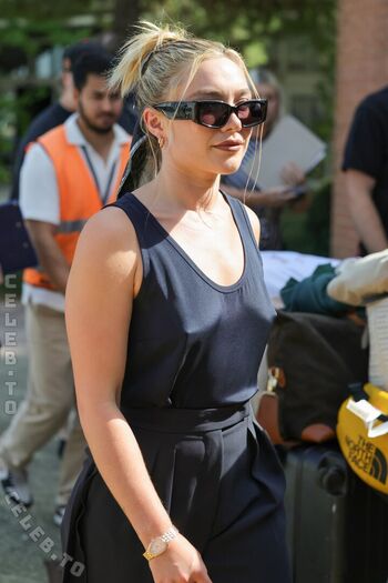 Florence pugh  page leaked private photo uncensored HD quality
