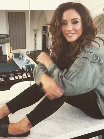 Frankie bridge  page leaked private photo uncensored HD quality