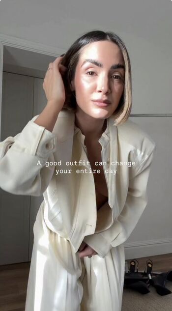 Frankie bridge  page leaked private photo uncensored HD quality