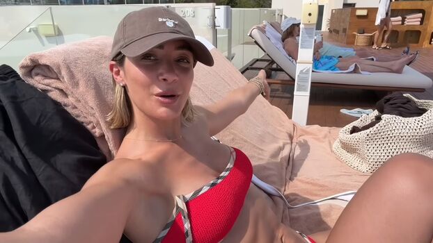 Frankie bridge  page leaked private photo uncensored HD quality