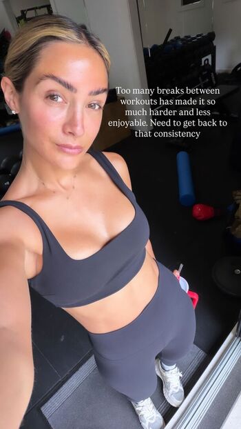 Frankie bridge  page leaked private photo uncensored HD quality