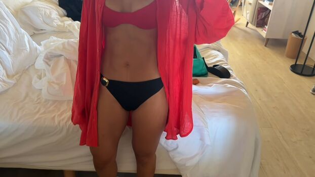 Frankie bridge  page leaked private photo uncensored HD quality