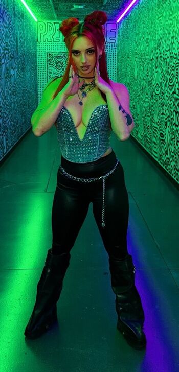 Gigi dolan  page leaked private photo uncensored HD quality