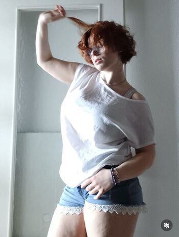 Glossygirl leaked private photo uncensored HD quality