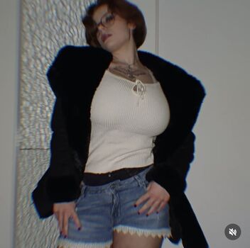 Glossygirl leaked private photo uncensored HD quality