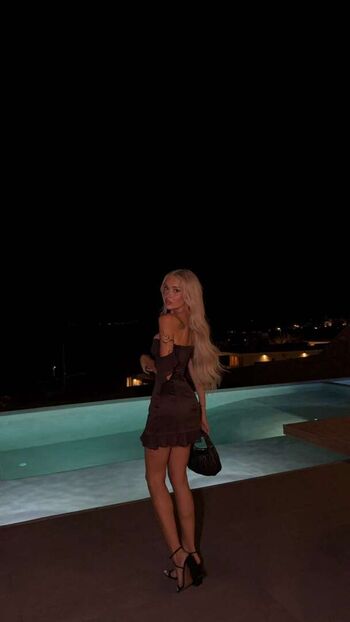 Gwendolynceline  page leaked private photo uncensored HD quality