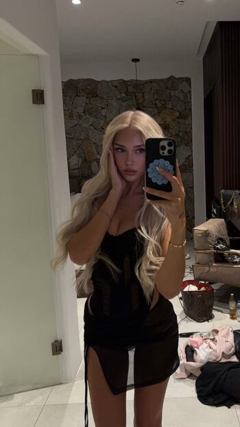 Gwendolynceline  page leaked private photo uncensored HD quality