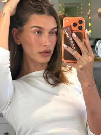 Hailey baldwin bieber page leaked private photo uncensored HD quality