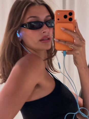 Hailey baldwin bieber page leaked private photo uncensored HD quality