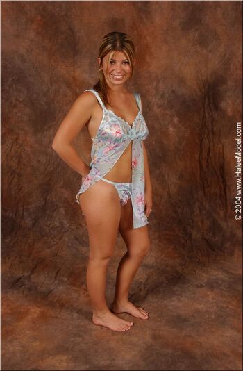 Halee model page leaked private photo uncensored HD quality