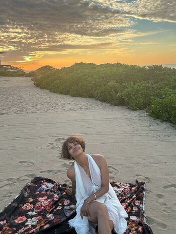 Halle berry leaked private photo uncensored HD quality