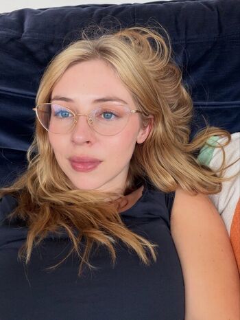 Hermione corfield page leaked private photo uncensored HD quality