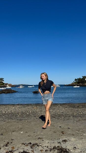 Hermione corfield page leaked private photo uncensored HD quality
