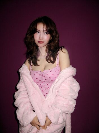 Hirai momo page leaked private photo uncensored HD quality