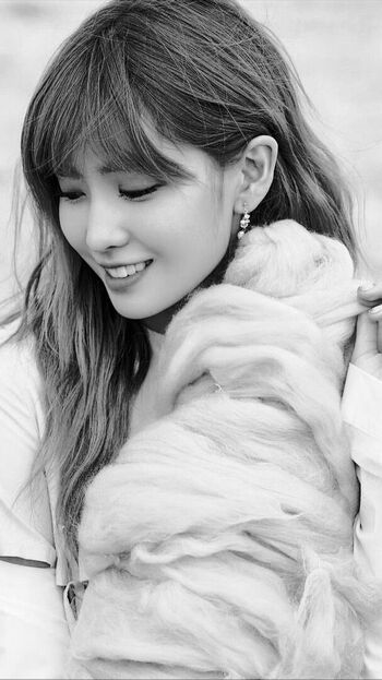 Hirai momo page leaked private photo uncensored HD quality